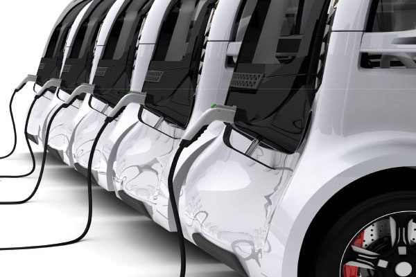 Analyse und Bewertung der Effizienz von Elektrofahrzeugen in der Alltagsnutzung
